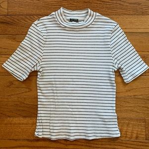 Stripped Crop Top